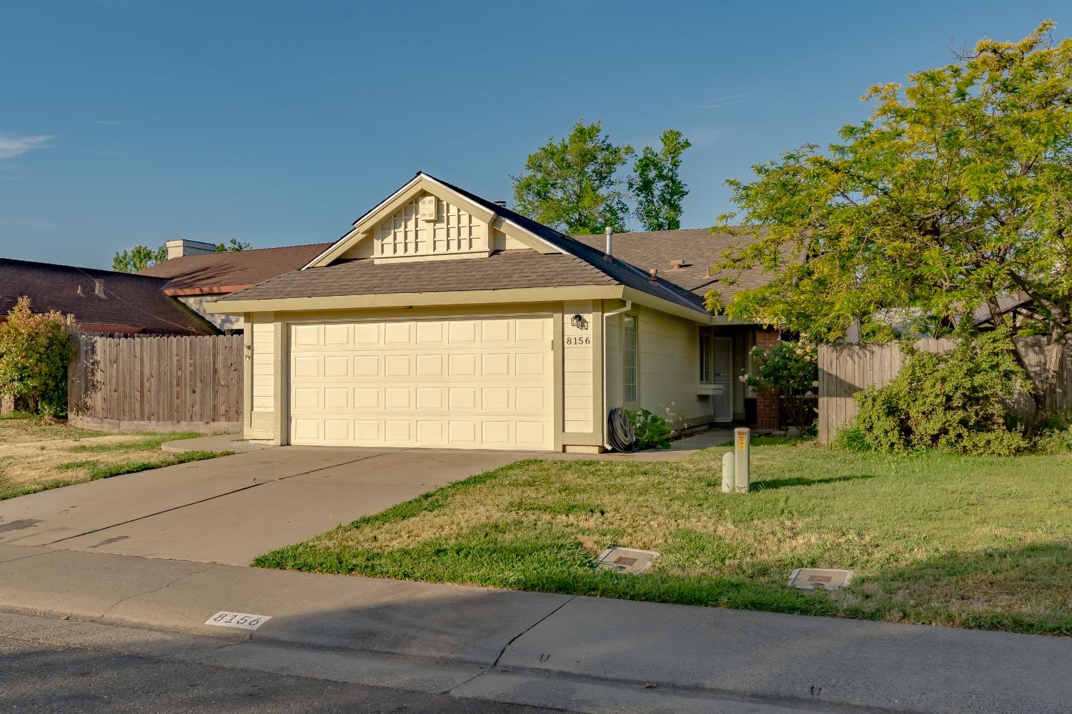 Detail Gallery Image 1 of 24 For 8156 Westray Dr, Sacramento,  CA 95829 - 3 Beds | 2 Baths