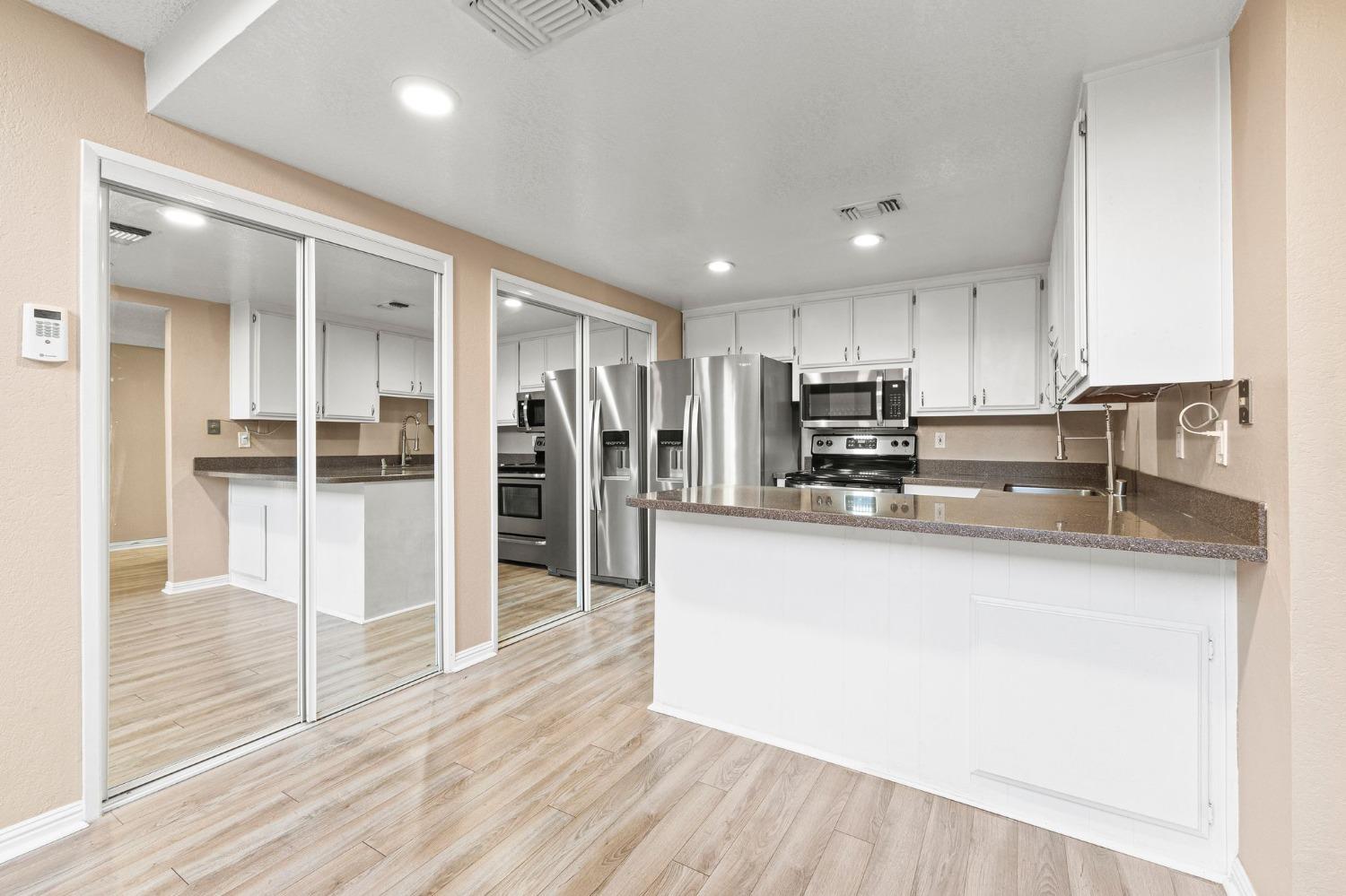 Inglis Way #B, Roseville, California image 9