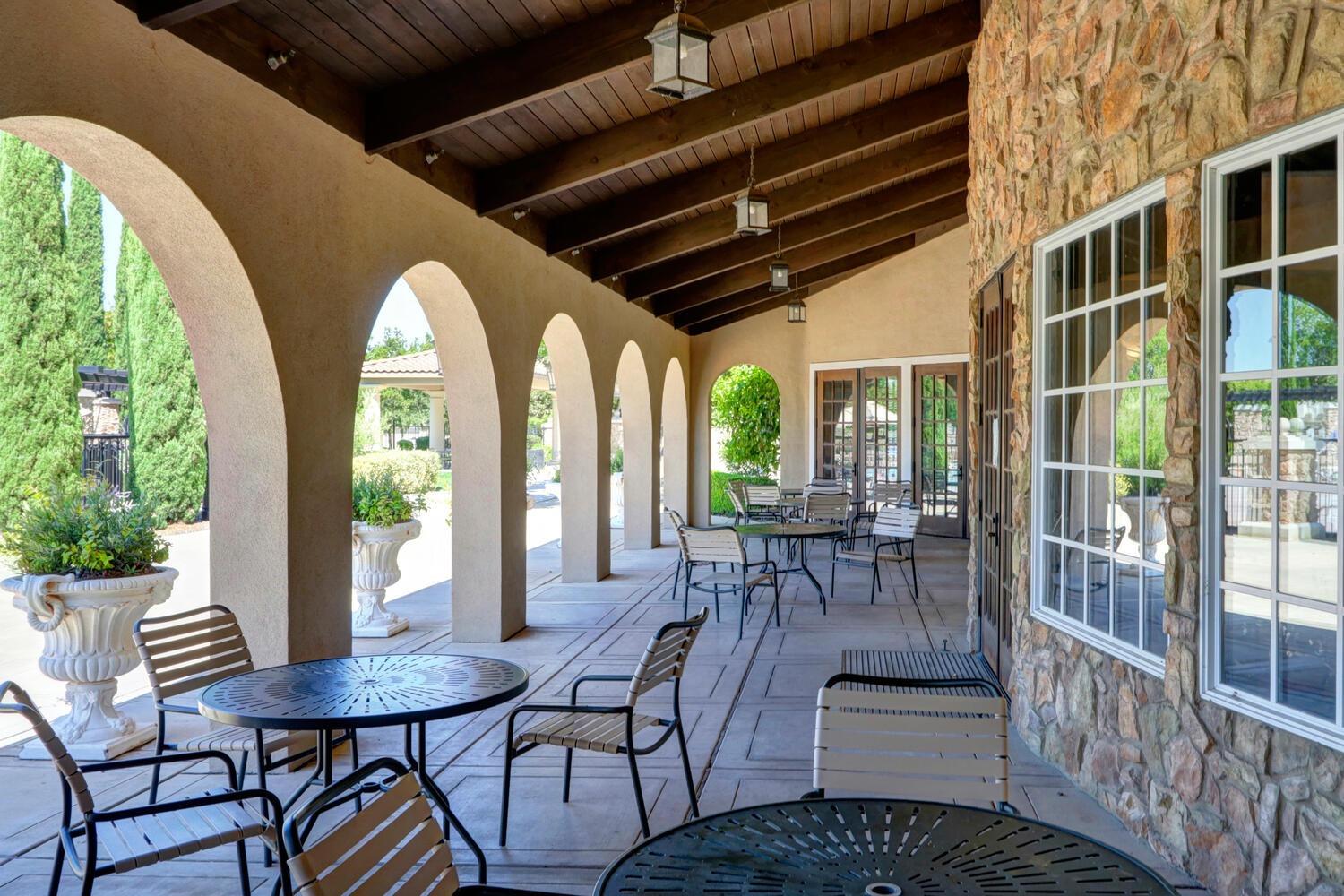 Detail Gallery Image 71 of 82 For 9736 Harrier Way, Elk Grove,  CA 95757 - 4 Beds | 3 Baths