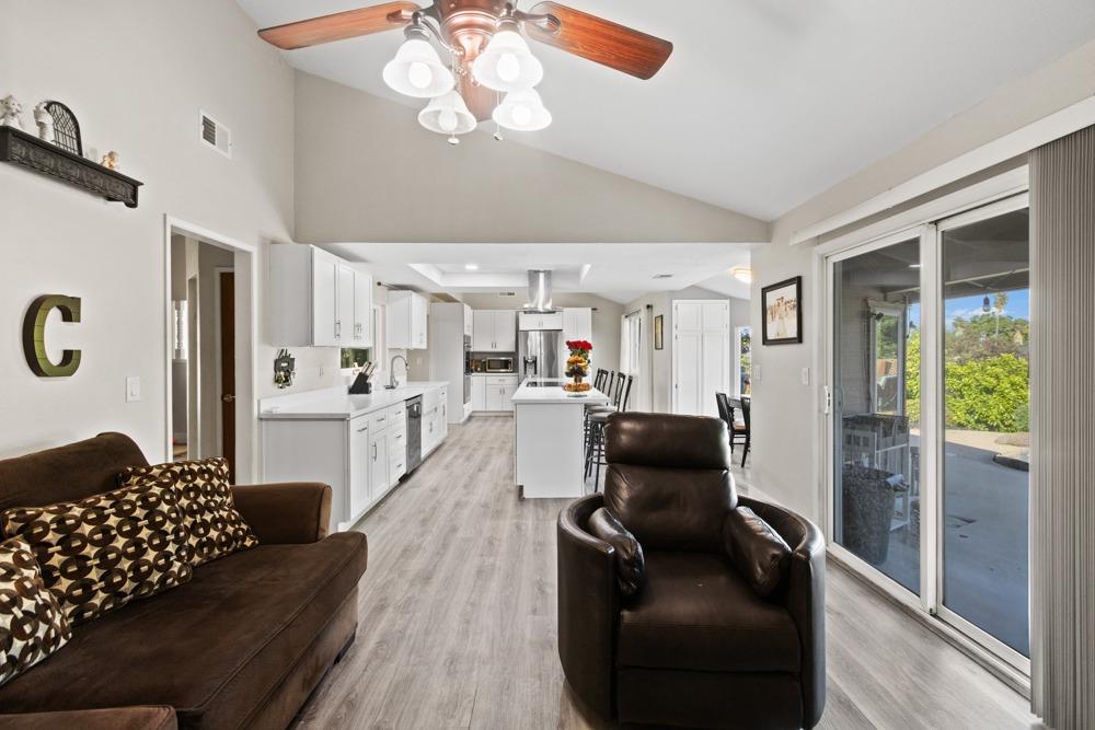 Amberwick Way, Citrus Heights, California image 16