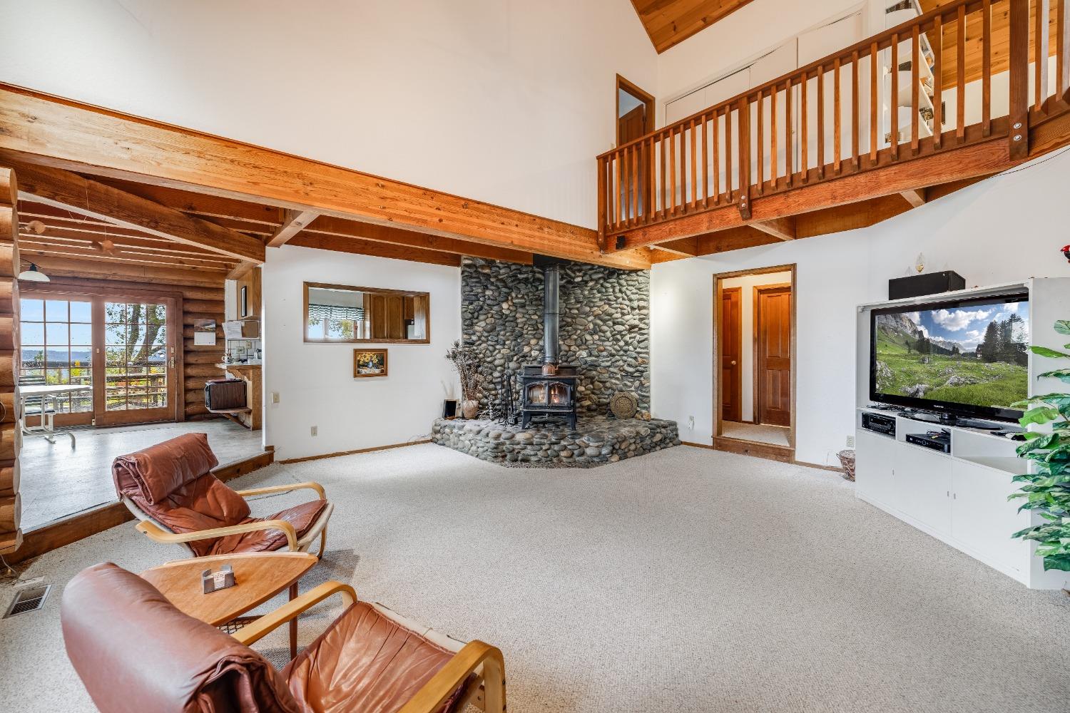 Hilltop Court, Applegate, California image 8