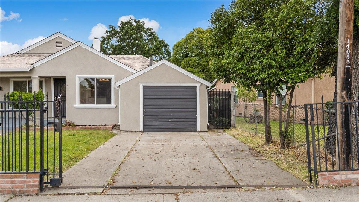 Sycamore Avenue, Stockton, California image 3