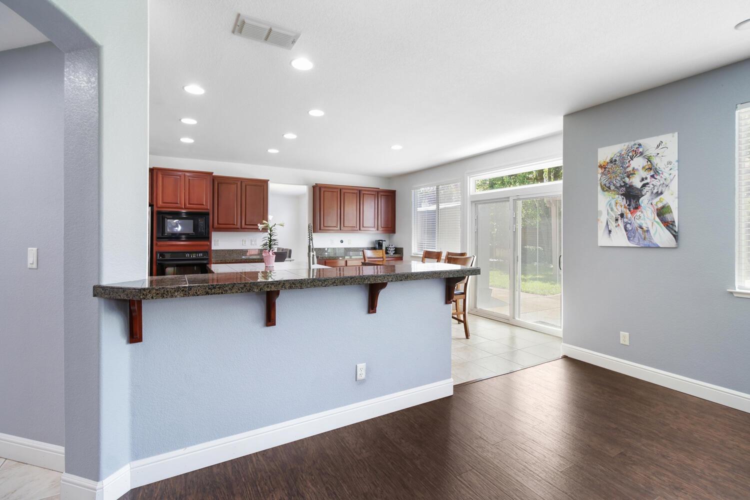 Detail Gallery Image 26 of 82 For 9736 Harrier Way, Elk Grove,  CA 95757 - 4 Beds | 3 Baths