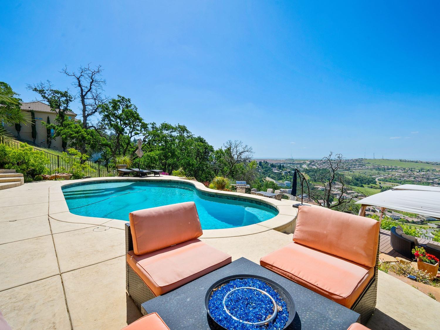 Via Fiori, El Dorado Hills, California image 8