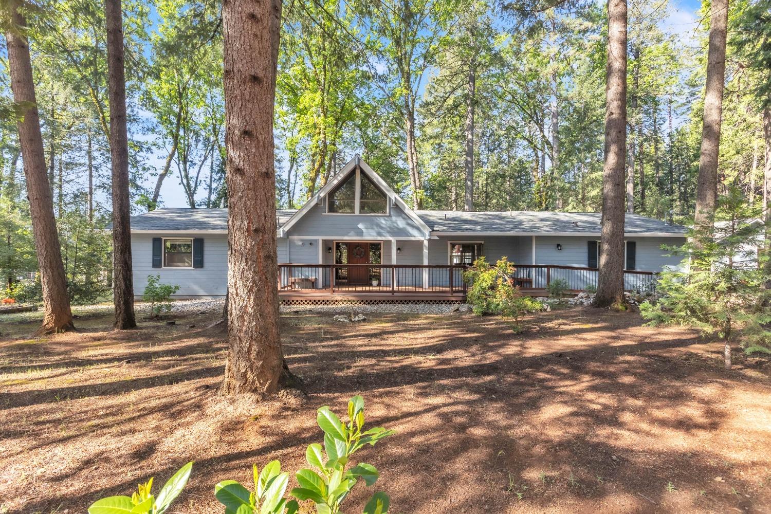 Detail Gallery Image 1 of 40 For 5784 Cold Springs Dr, Foresthill,  CA 95631 - 2 Beds | 2 Baths