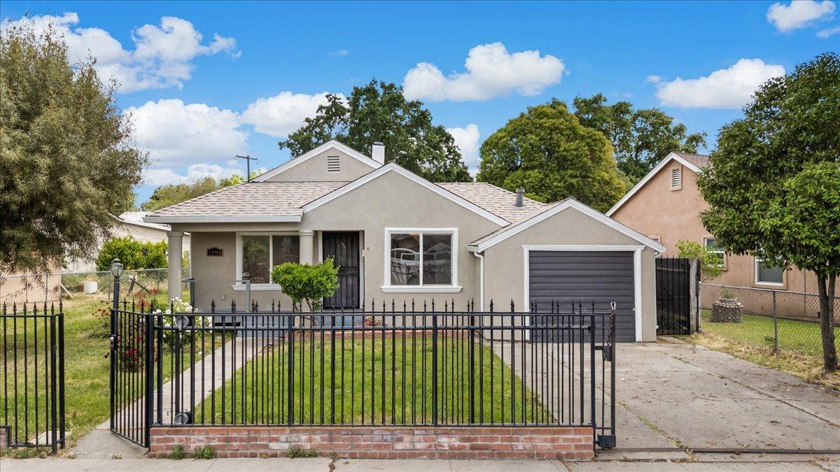 Sycamore Avenue, Stockton, California image 6