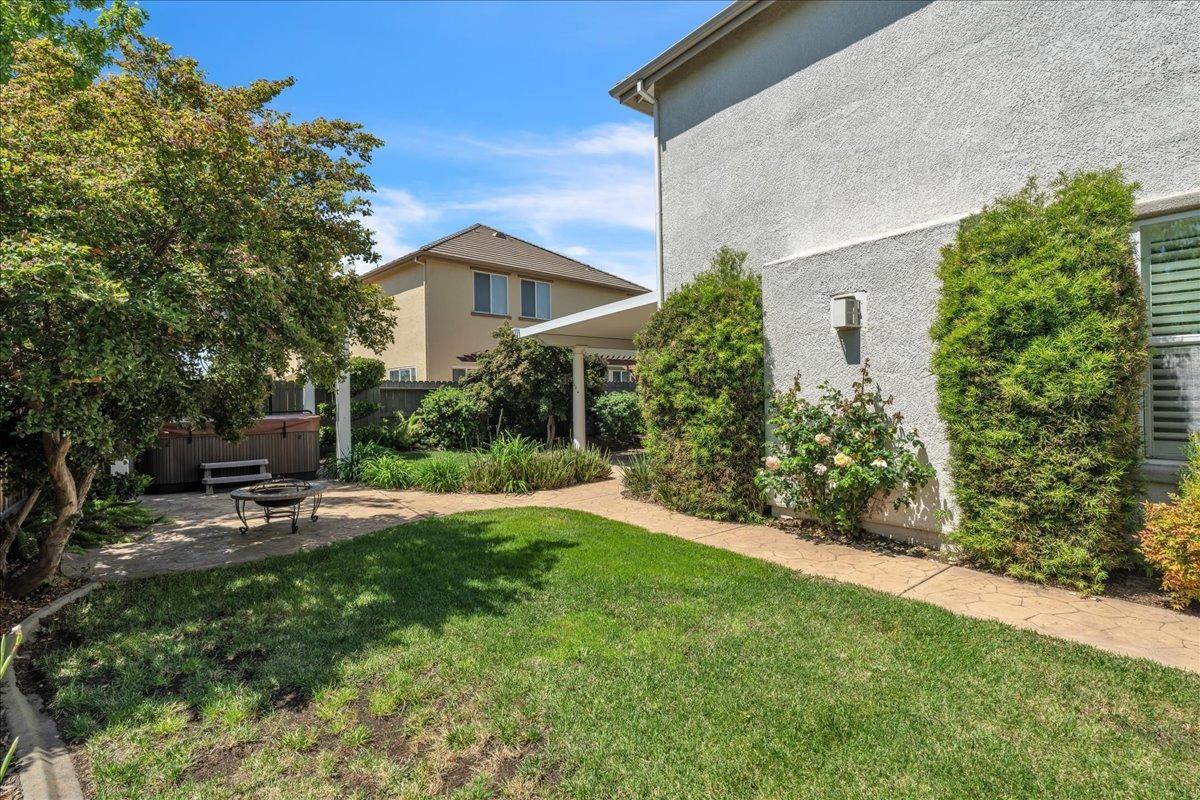 Woodgate Way, Roseville, California image 40