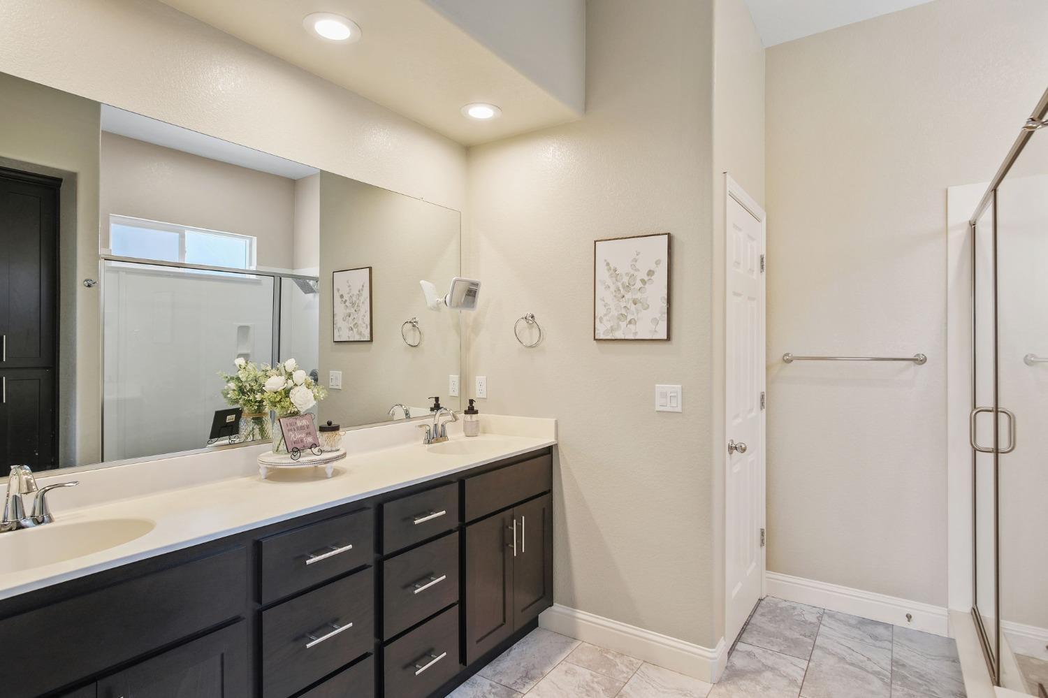 Gianna Marie Avenue, Manteca, California image 19