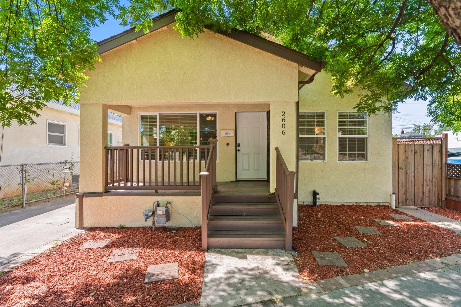 Franklin Boulevard, Sacramento, California image 1
