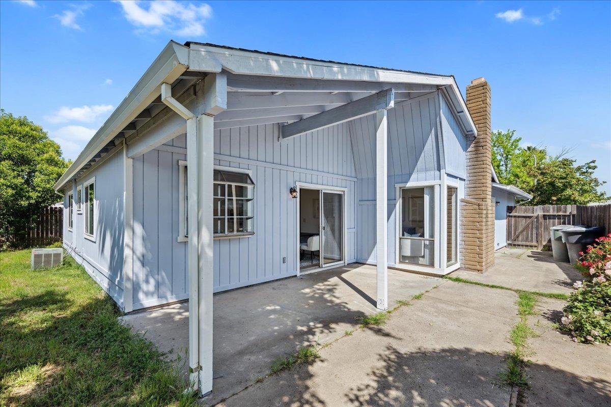 Detail Gallery Image 25 of 26 For 4308 Tallyho Dr, Sacramento,  CA 95826 - 3 Beds | 2 Baths