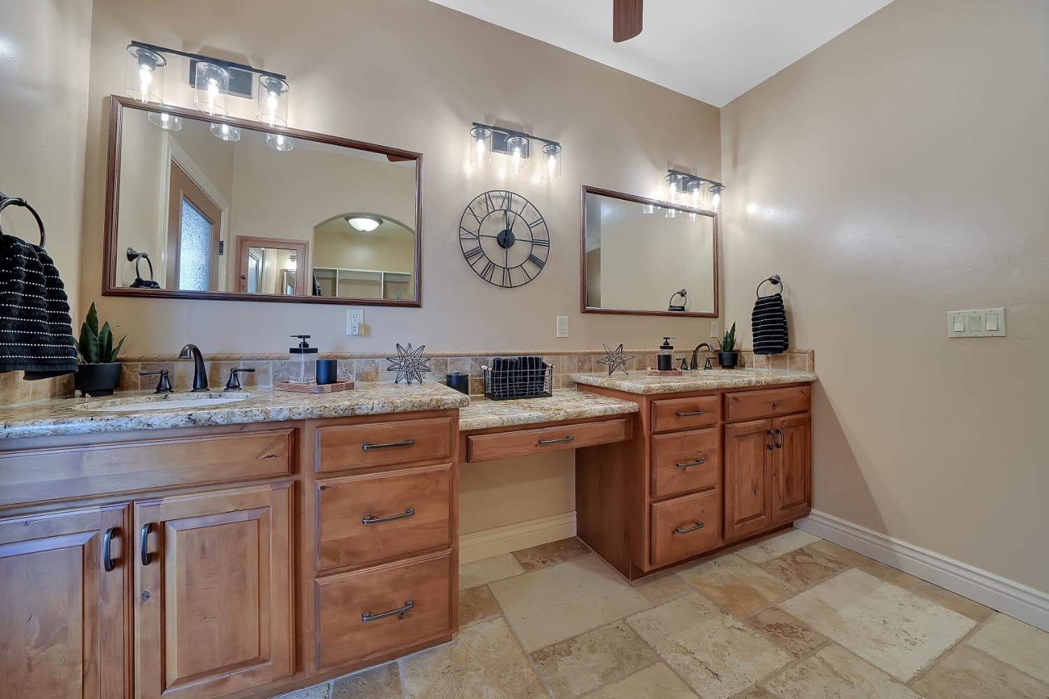 Detail Gallery Image 33 of 88 For 13707 Petersen Ranch Dr, Pine Grove,  CA 95665 - 3 Beds | 2/1 Baths