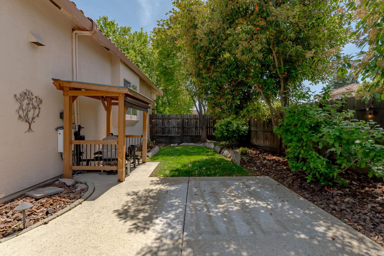 Hadnall Ct, Roseville, California image 43