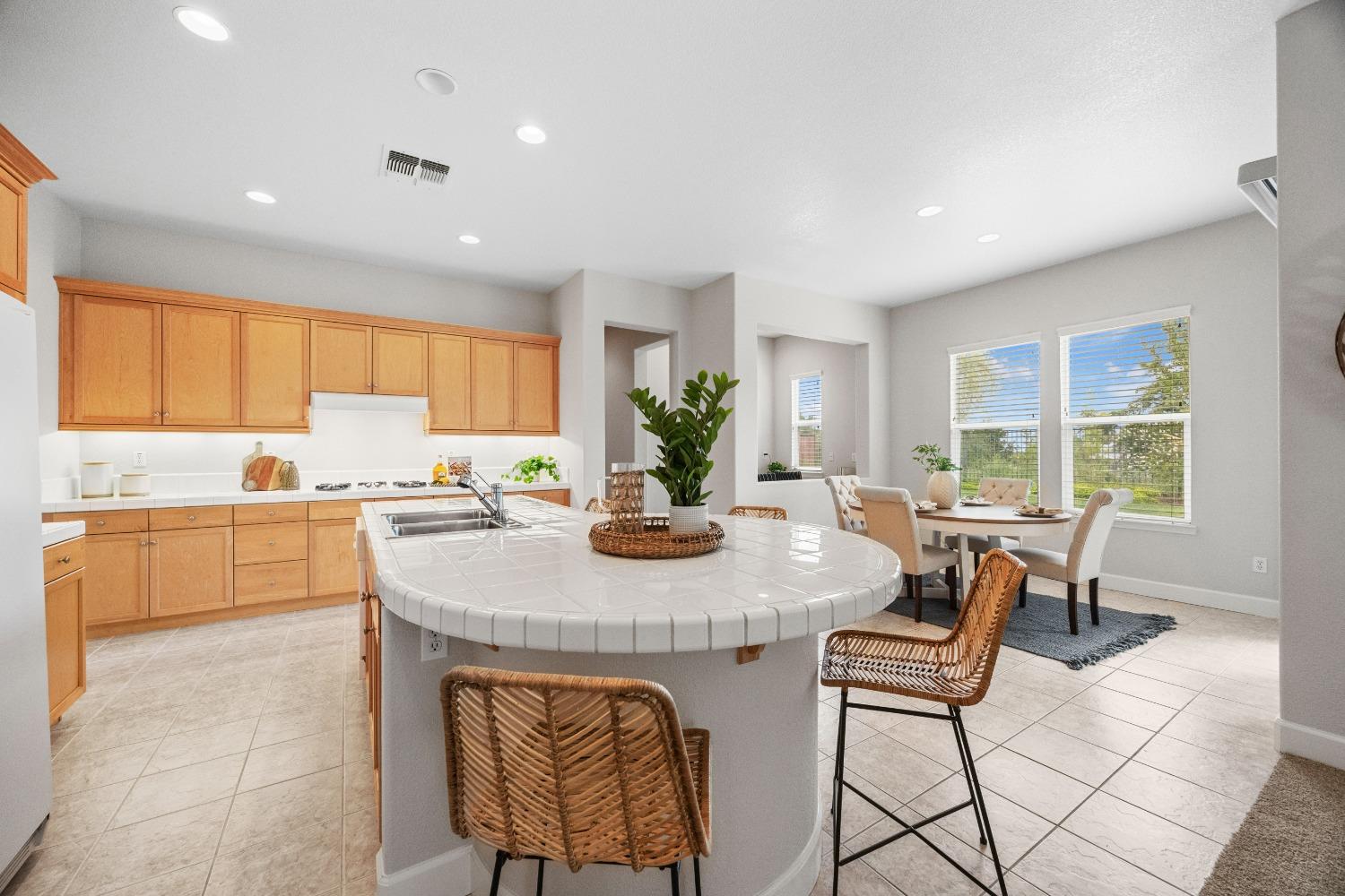 Black Oak, Rocklin, California image 13