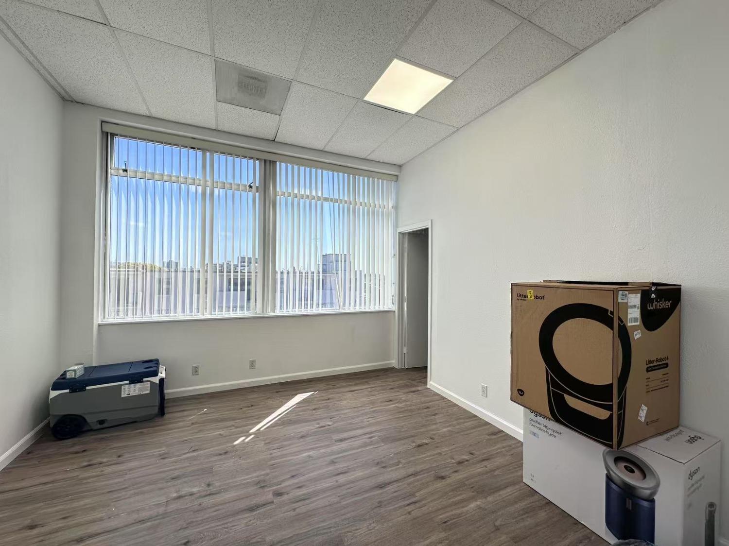Detail Gallery Image 12 of 18 For 212 9th #304,  Oakland,  CA 94607 - – Beds | – Baths