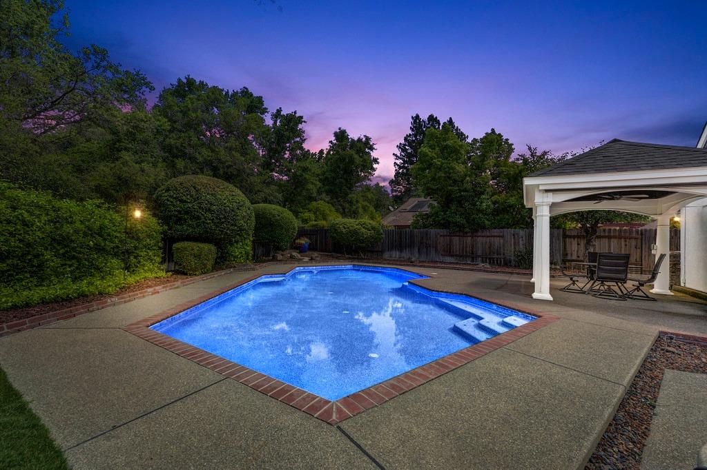Sidesaddle Way, Roseville, California image 2