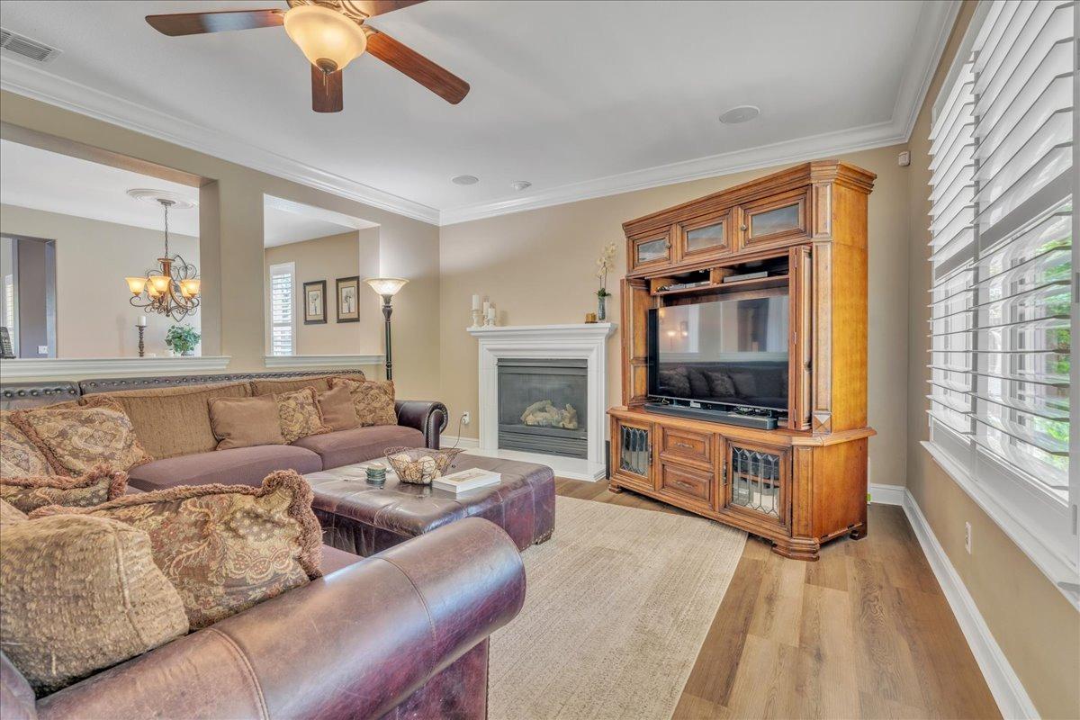 Woodgate Way, Roseville, California image 16