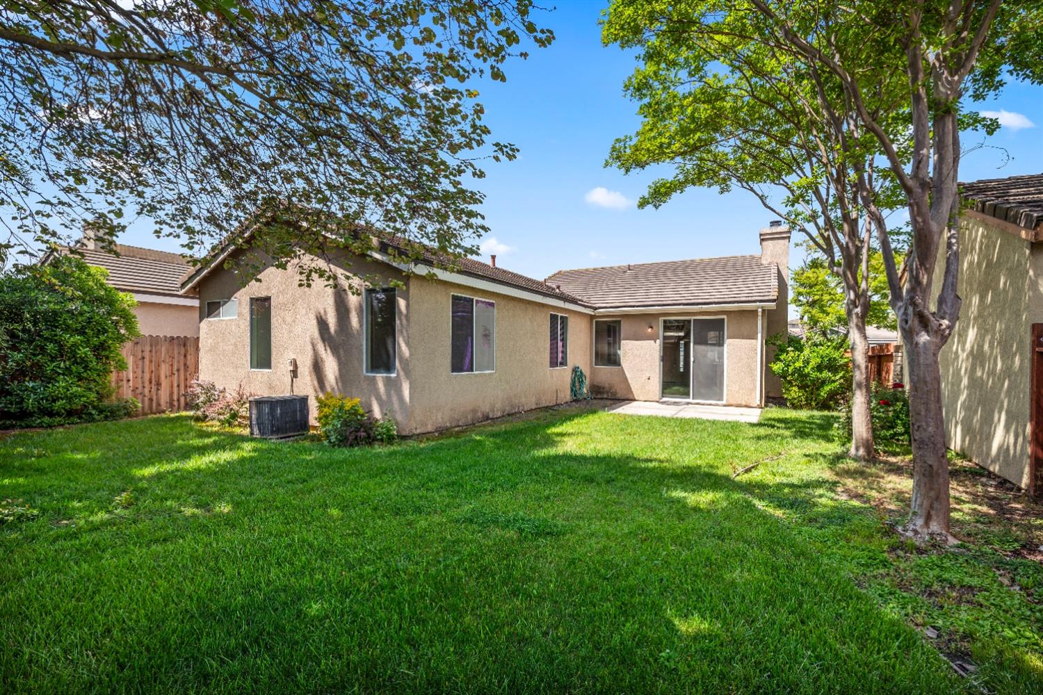 Detail Gallery Image 25 of 29 For 9394 Bennoel Way, Elk Grove,  CA 95758 - 3 Beds | 2 Baths