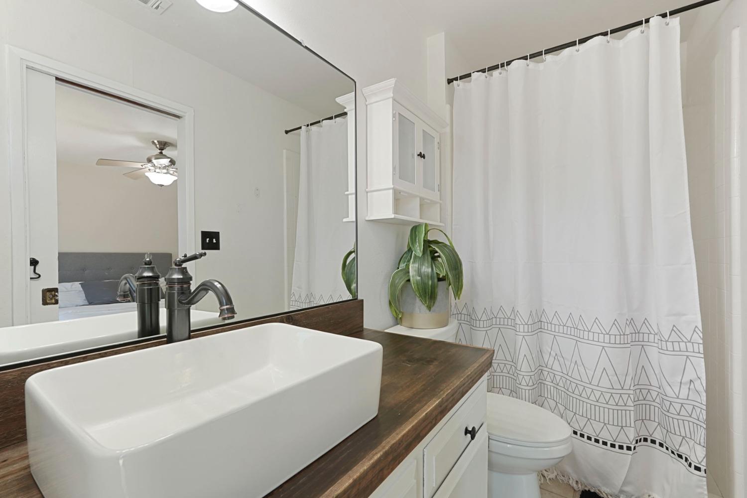 Detail Gallery Image 35 of 47 For 2572 Alexa Way, Stockton,  CA 95209 - 3 Beds | 2 Baths