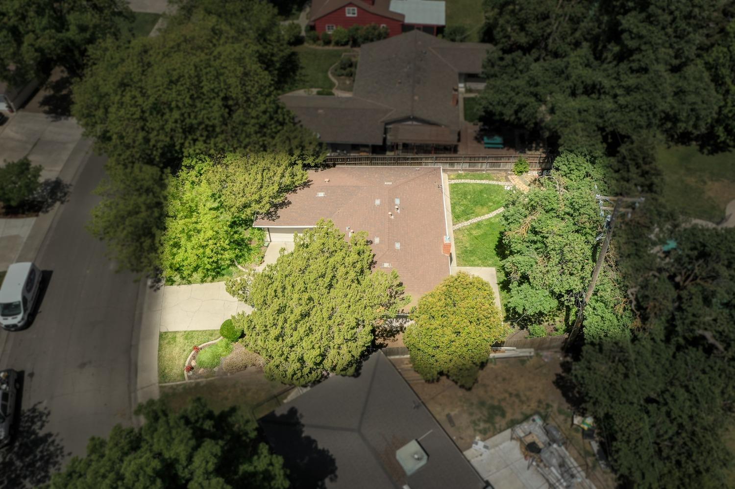 N Amber Way, Stockton, California image 44