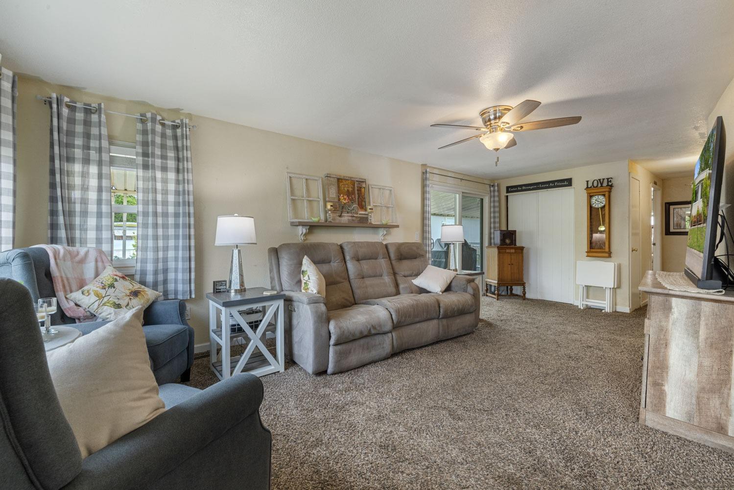 Detail Gallery Image 9 of 33 For 4350 Cherokee Rd 34, Stockton,  CA 95215 - 2 Beds | 1 Baths