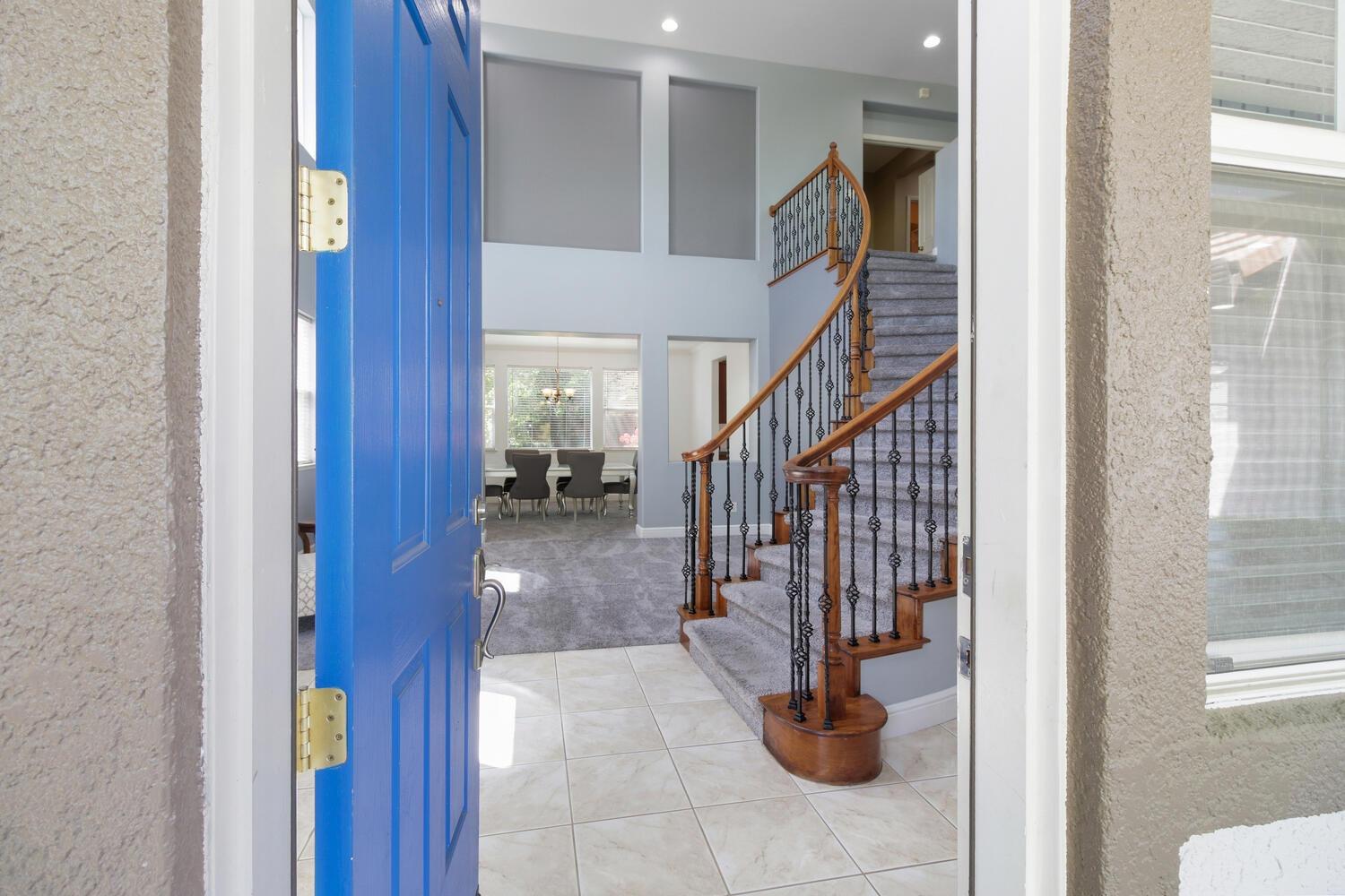 Detail Gallery Image 6 of 82 For 9736 Harrier Way, Elk Grove,  CA 95757 - 4 Beds | 3 Baths