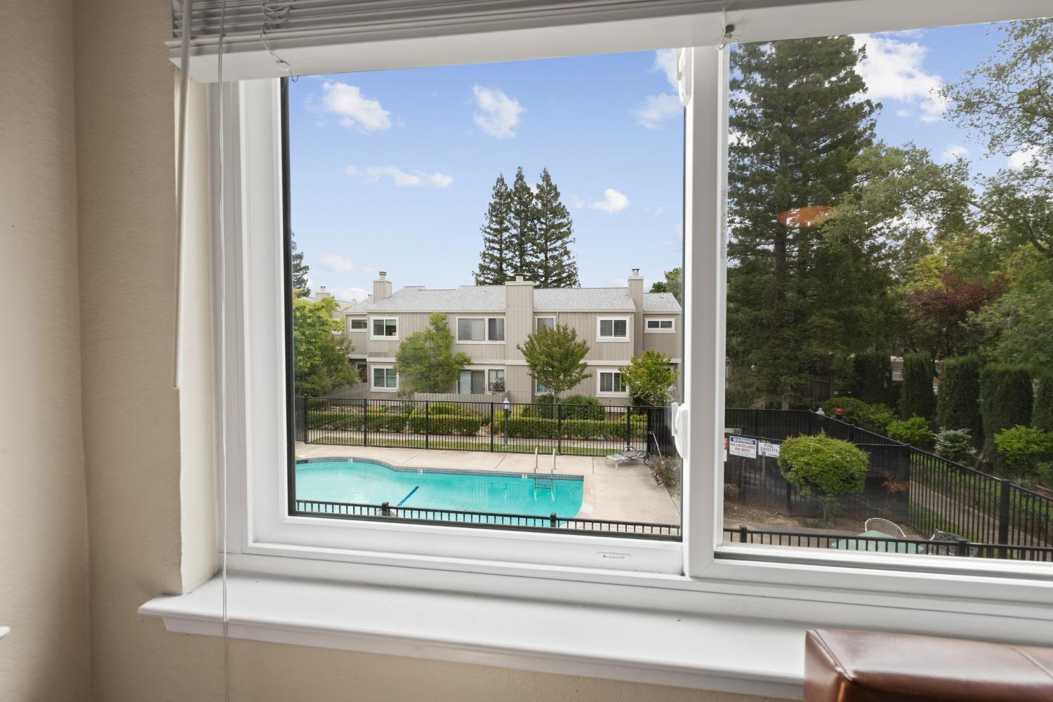 Photo #17: 225054549 Listing: Photo #17