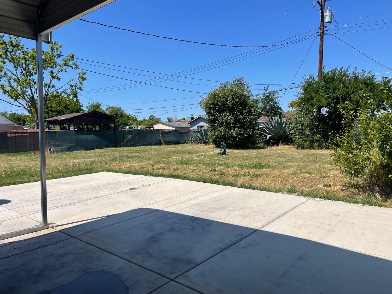 Detail Gallery Image 7 of 17 For 7721 39th Ave, Sacramento,  CA 95824 - 3 Beds | 1 Baths