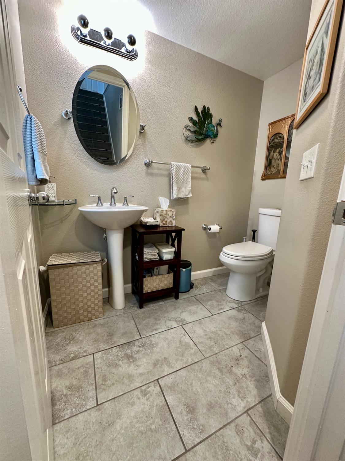 Detail Gallery Image 12 of 28 For 702 Anne Marie Way, Isleton,  CA 95641 - 3 Beds | 3 Baths