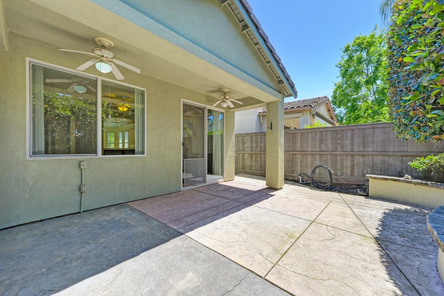 Detail Gallery Image 23 of 24 For 251 Perazul Cir, Sacramento,  CA 95835 - 1 Beds | 2 Baths