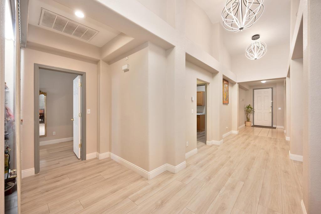 Detail Gallery Image 38 of 64 For 7805 Megan Ann Ct, Antelope,  CA 95843 - 2 Beds | 2 Baths