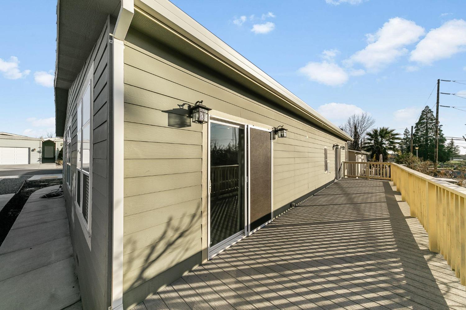 Detail Gallery Image 5 of 38 For 5505 S Grove St 318, Rocklin,  CA 95677 - 3 Beds | 2 Baths