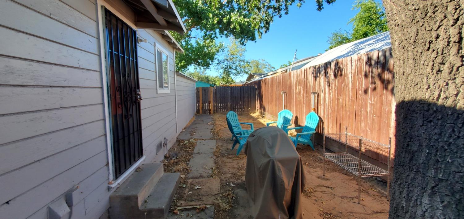 Detail Gallery Image 19 of 22 For 1161 Acacia Ave, Sacramento,  CA 95815 - – Beds | – Baths