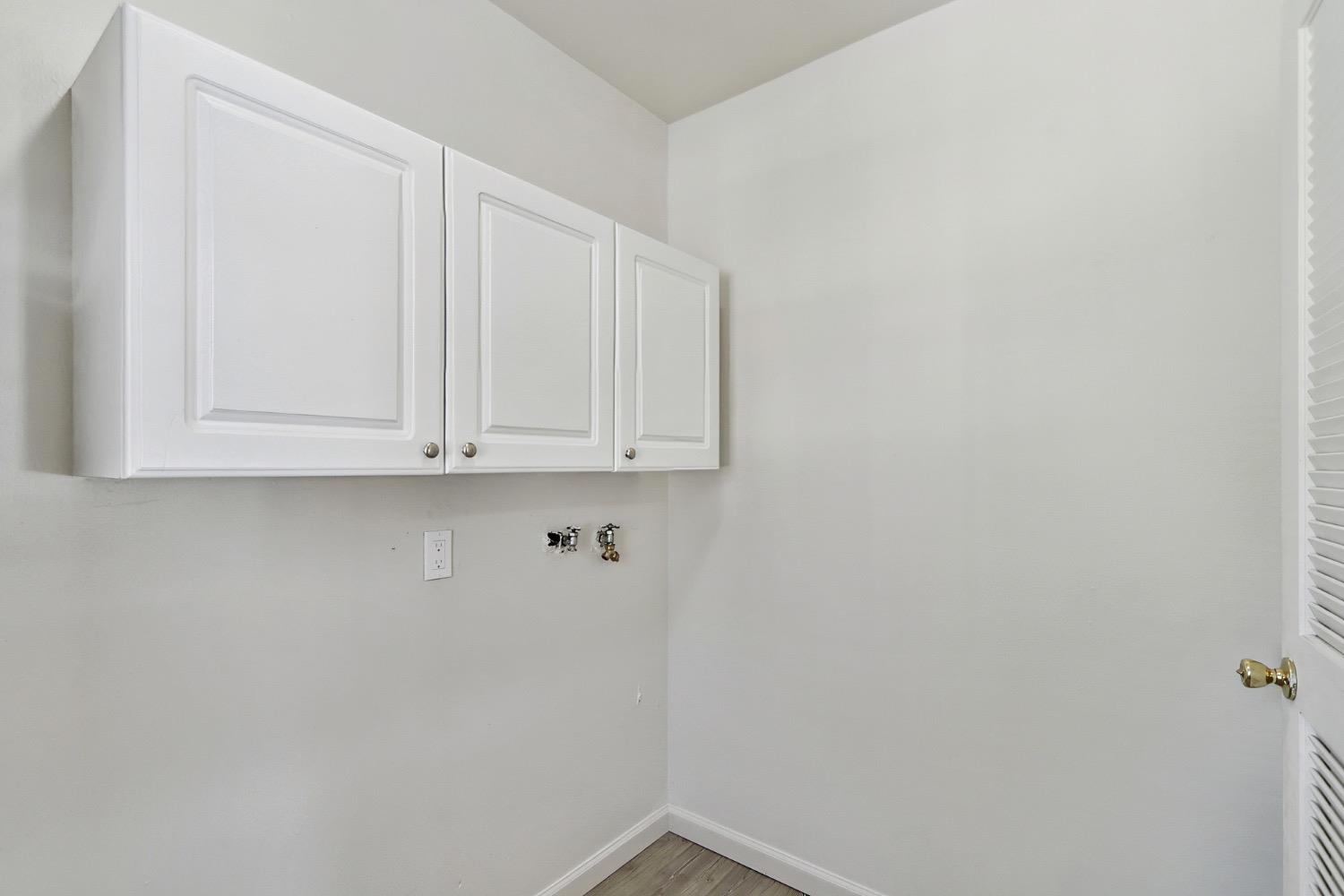 Detail Gallery Image 35 of 44 For 9101 La Riviera Dr, Sacramento,  CA 95826 - 4 Beds | 2 Baths