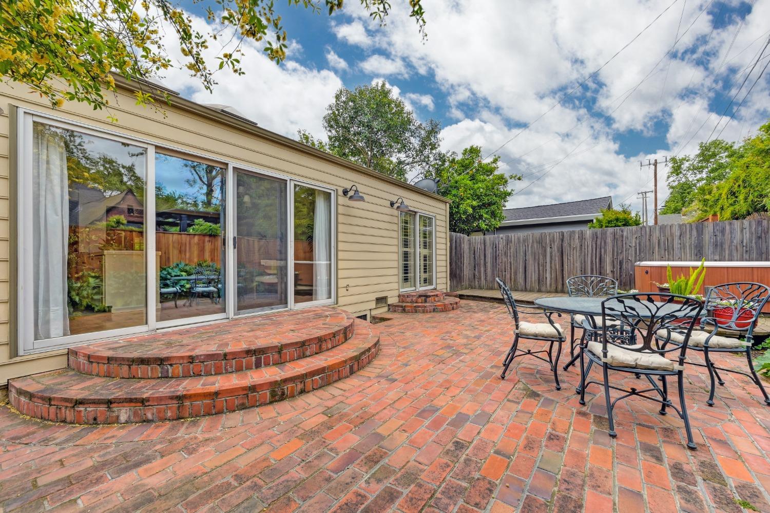property-img