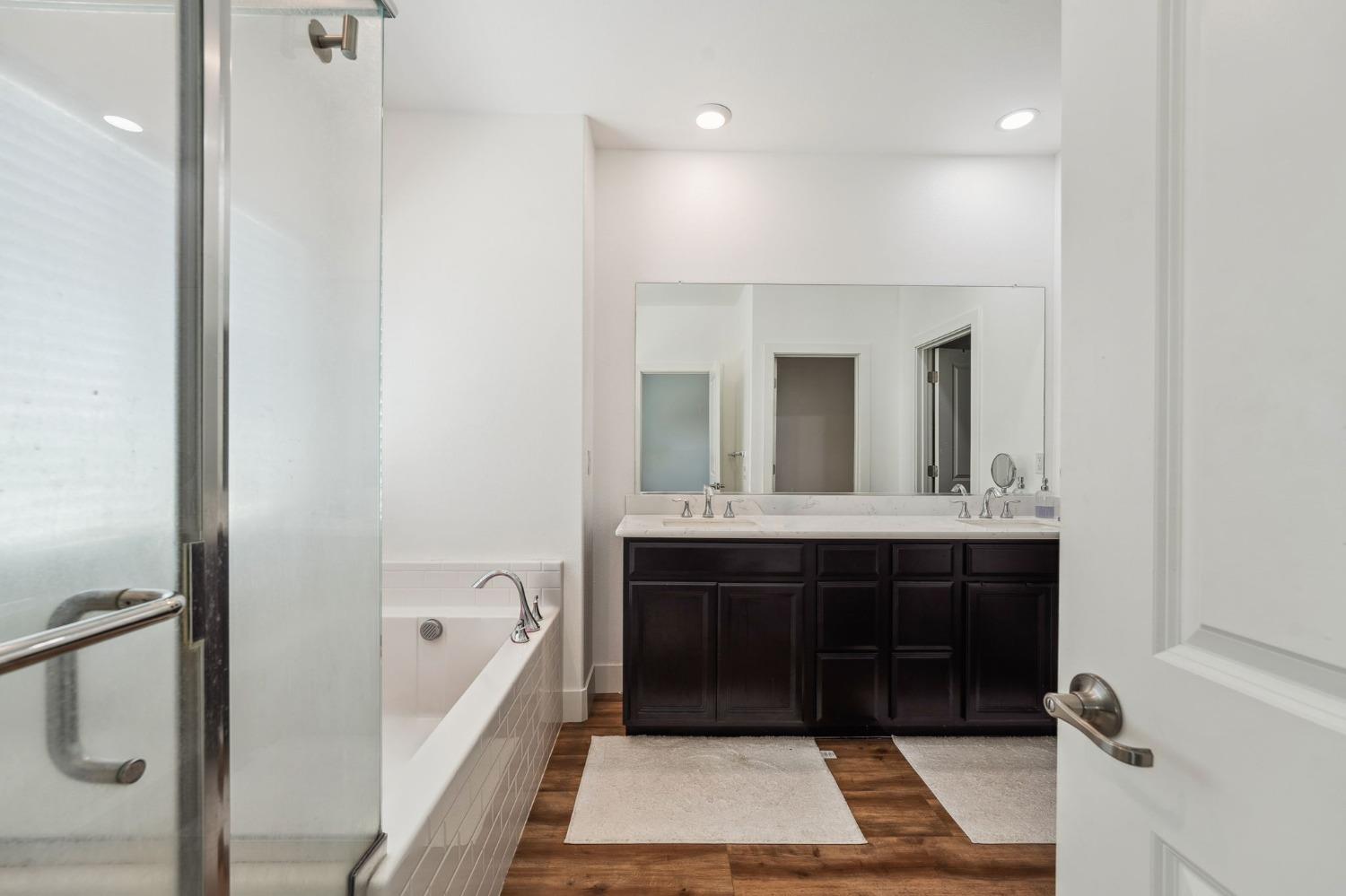 Abbeylane Way, Olivehurst, California image 15