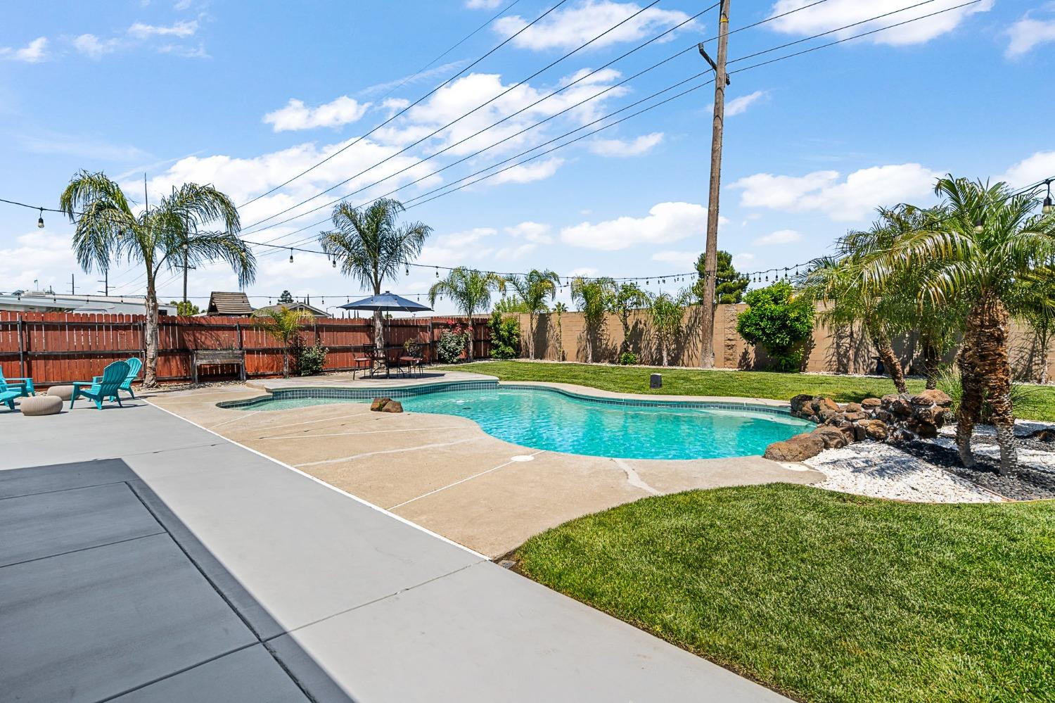 Foxfire Drive, Manteca, California image 38