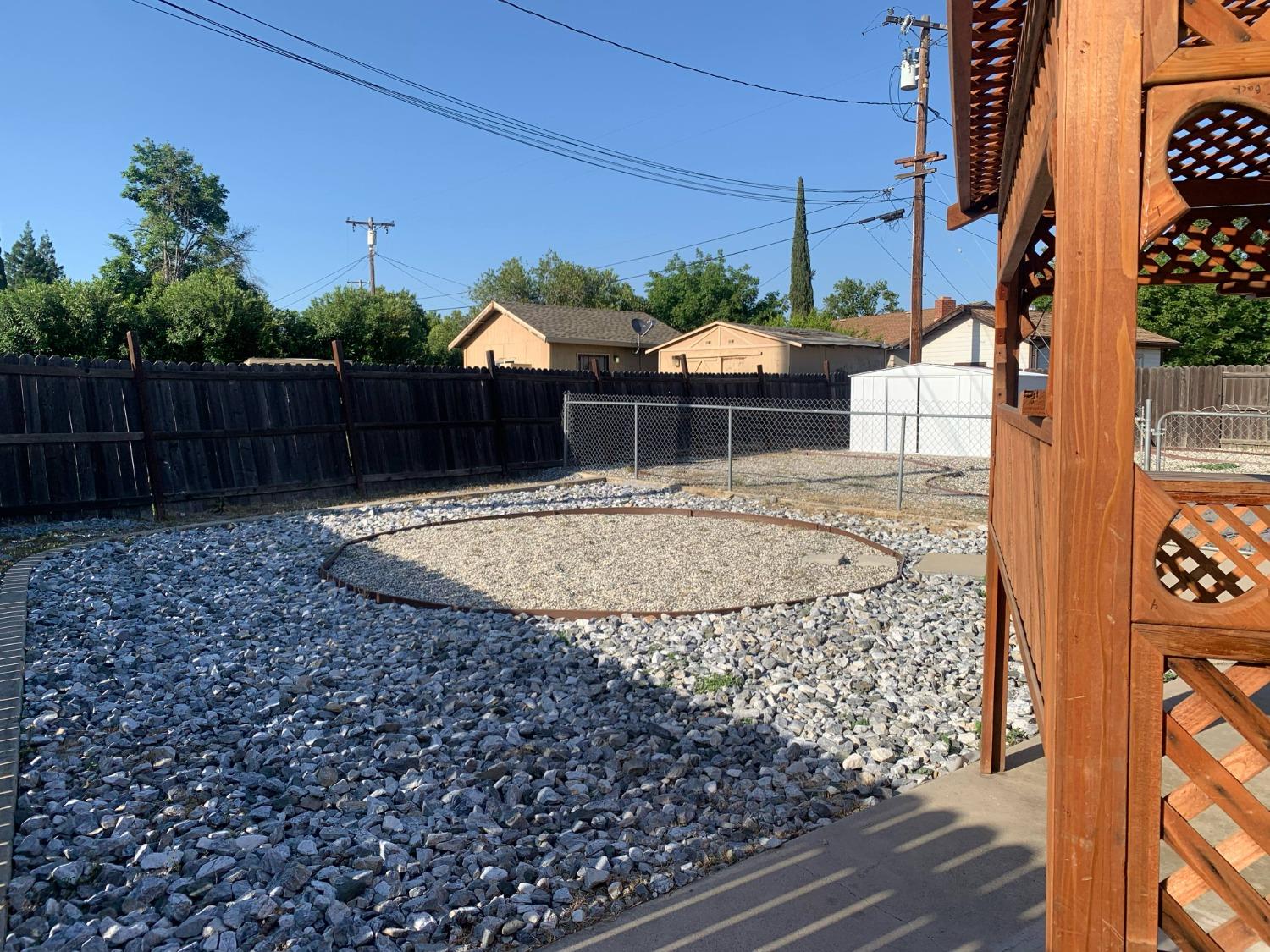 Meadow Avenue, Yuba City, California image 32