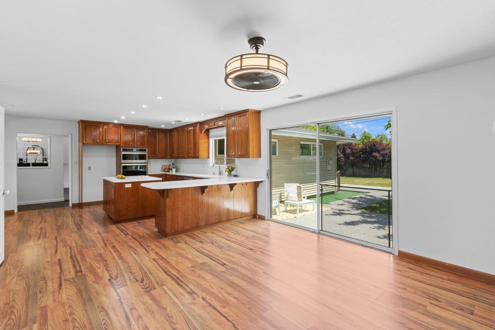 Southgrove Drive, Citrus Heights, California image 21