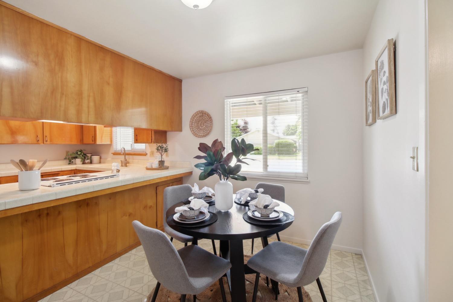 Archer Drive, Woodland, California image 11