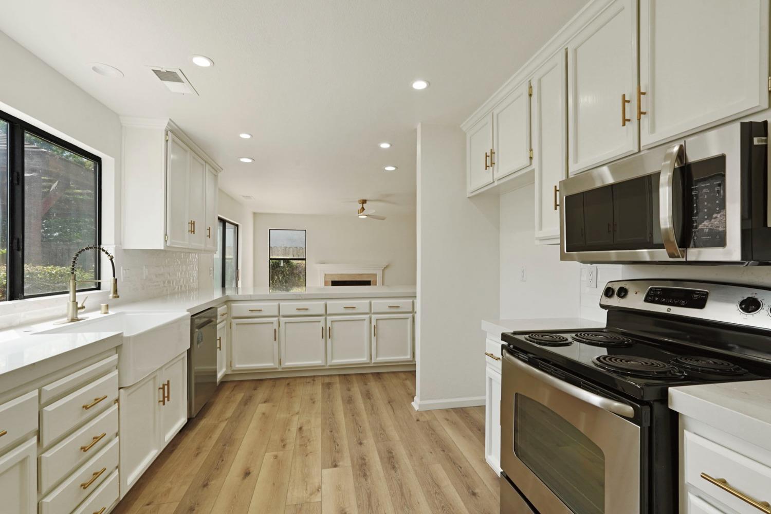 Detail Gallery Image 16 of 46 For 19036 N Augusta St, Woodbridge,  CA 95258 - 3 Beds | 2/1 Baths