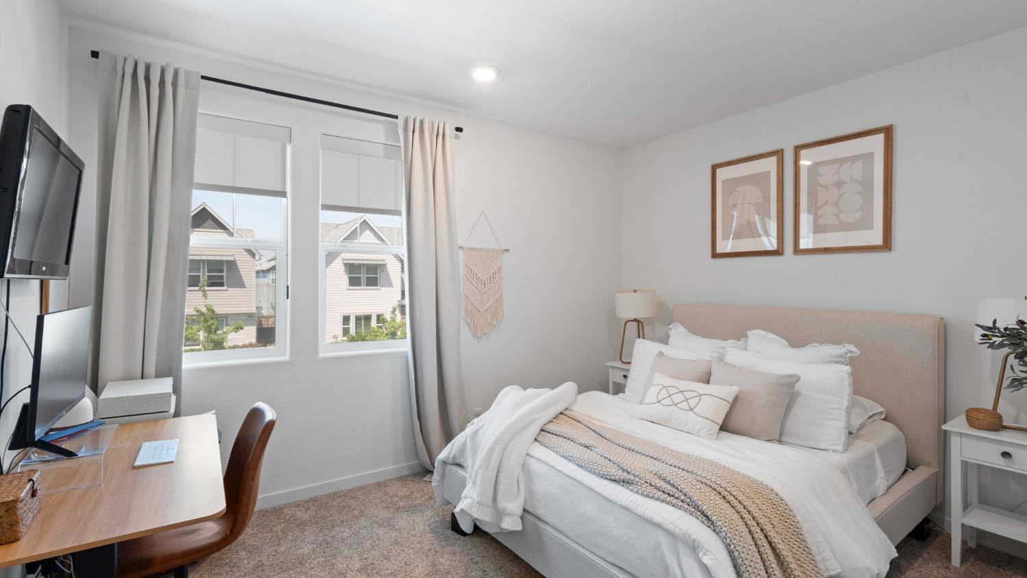 Detail Gallery Image 24 of 42 For 2702 Mossy Creek St, Sacramento,  CA 95833 - 5 Beds | 4 Baths