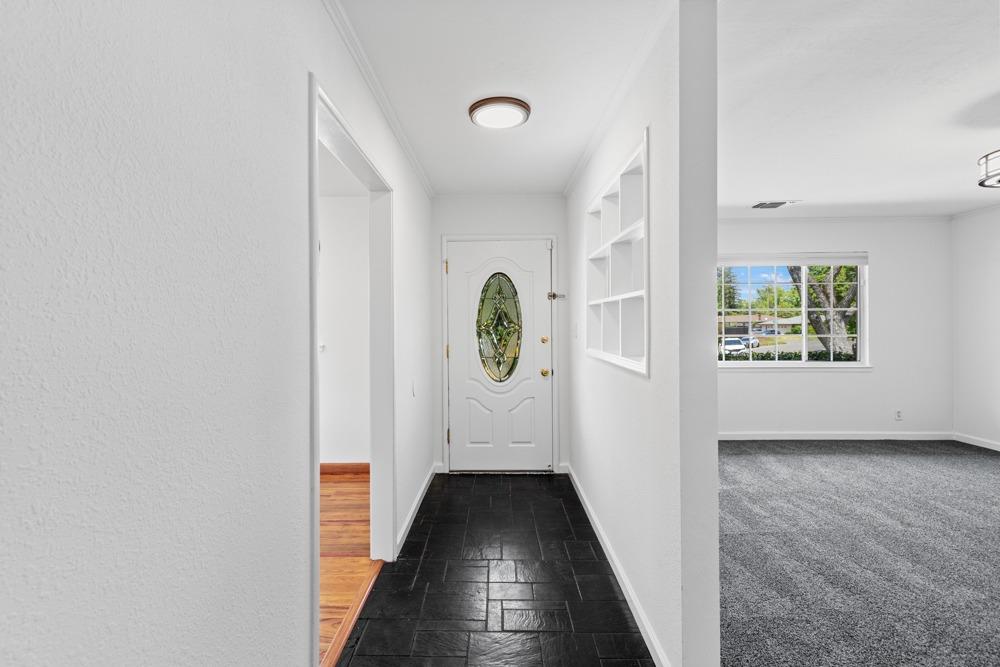 Southgrove Drive, Citrus Heights, California image 6