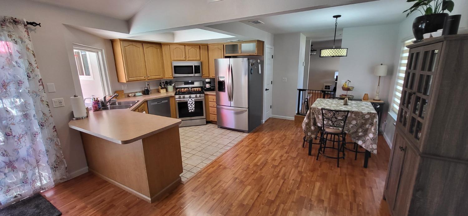 Blue Oak Way, Citrus Heights, California image 19