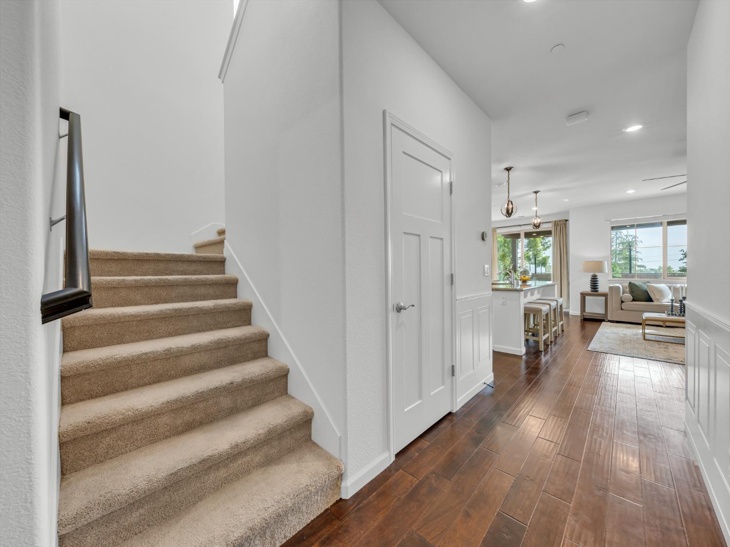 Avanti Drive, El Dorado Hills, California image 17