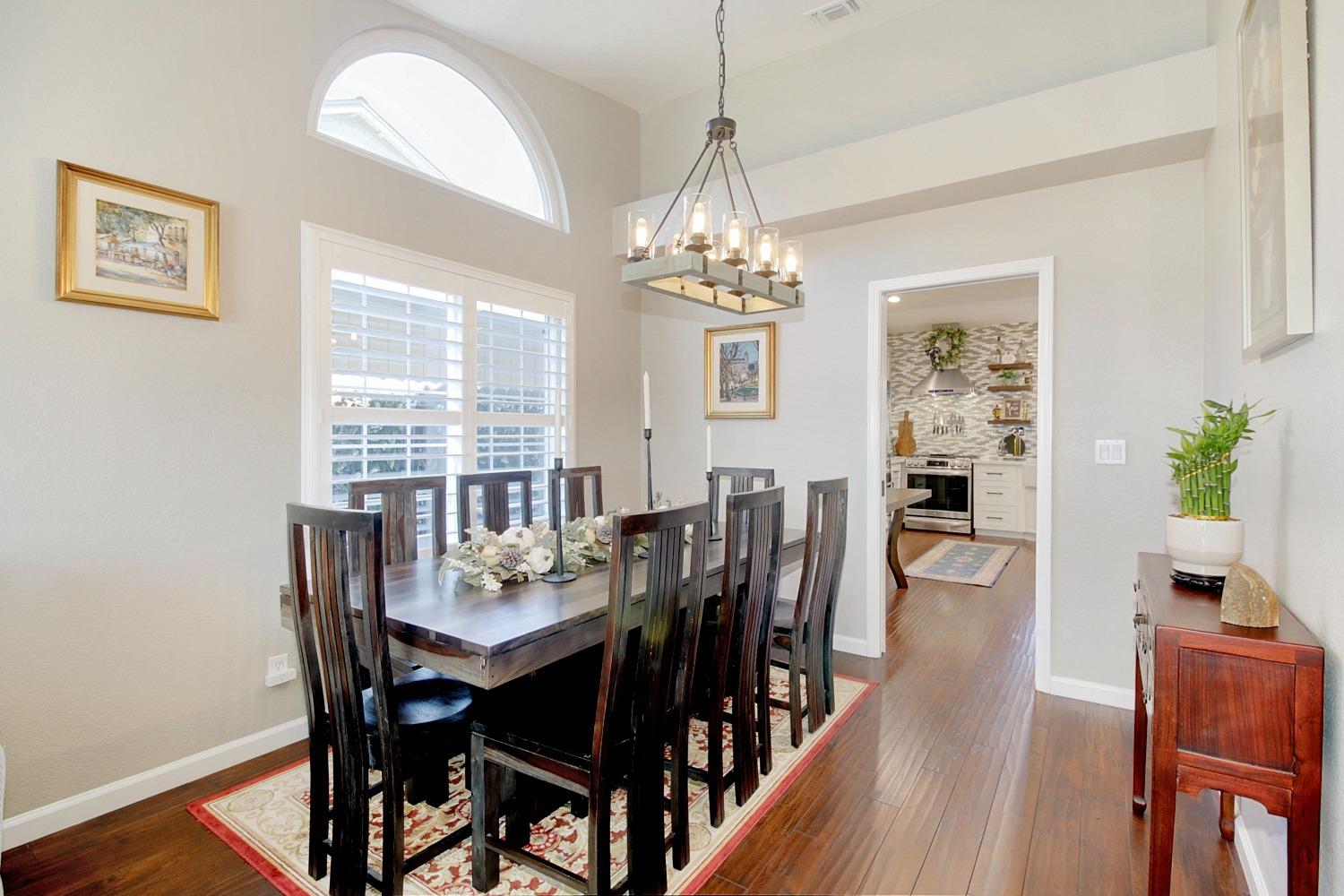 Glen Cove Way, Sacramento, California image 10