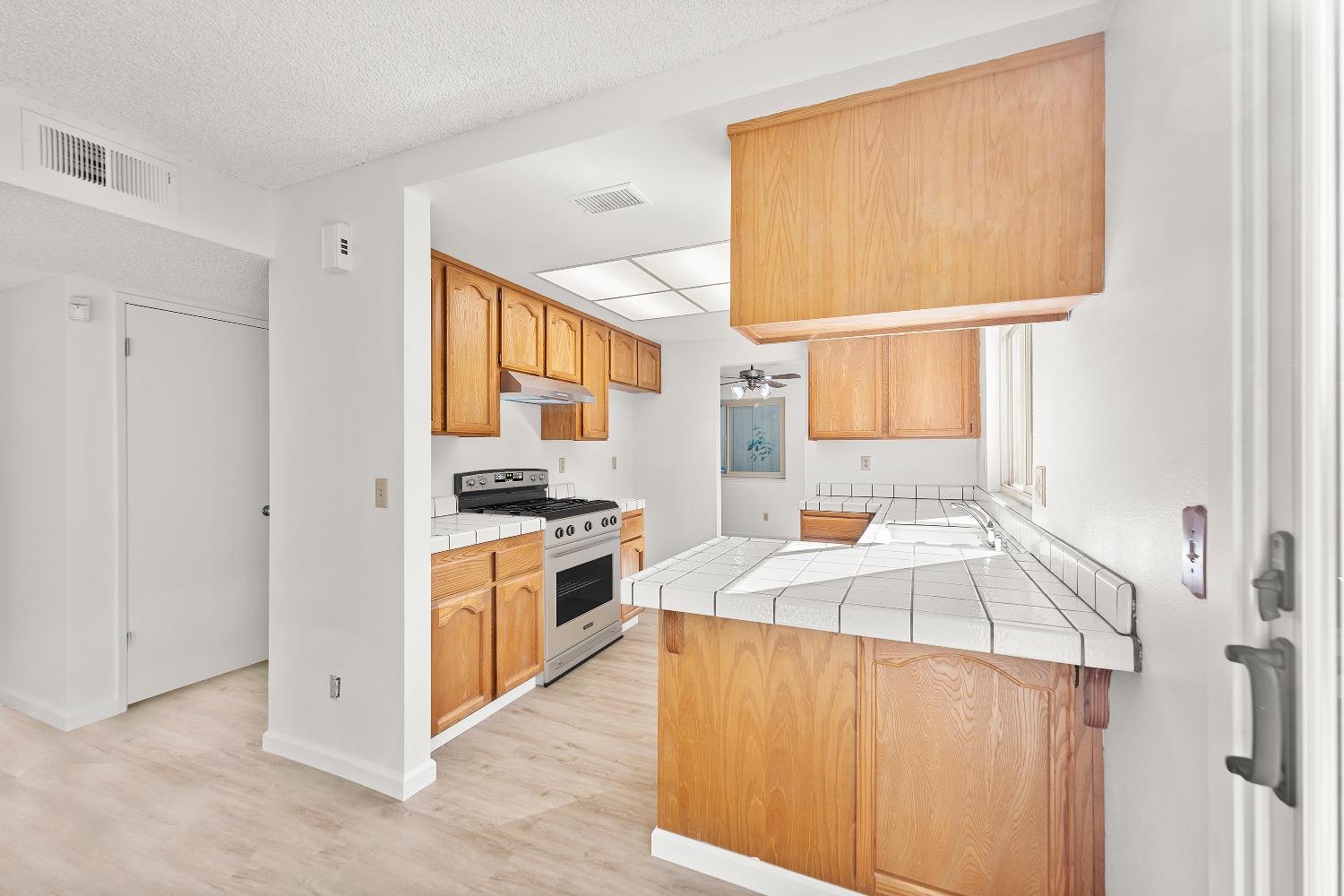 Home Ranch Court, Rancho Cordova, California image 9