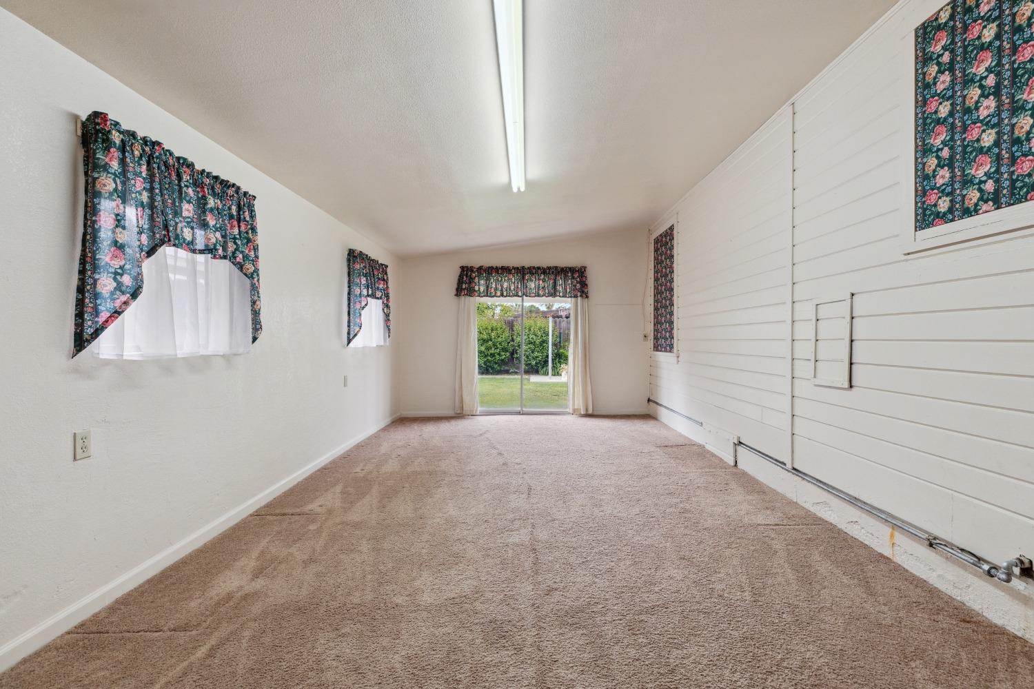 Detail Gallery Image 13 of 27 For 290 W 23rd St, Tracy,  CA 95376 - 3 Beds | 1 Baths