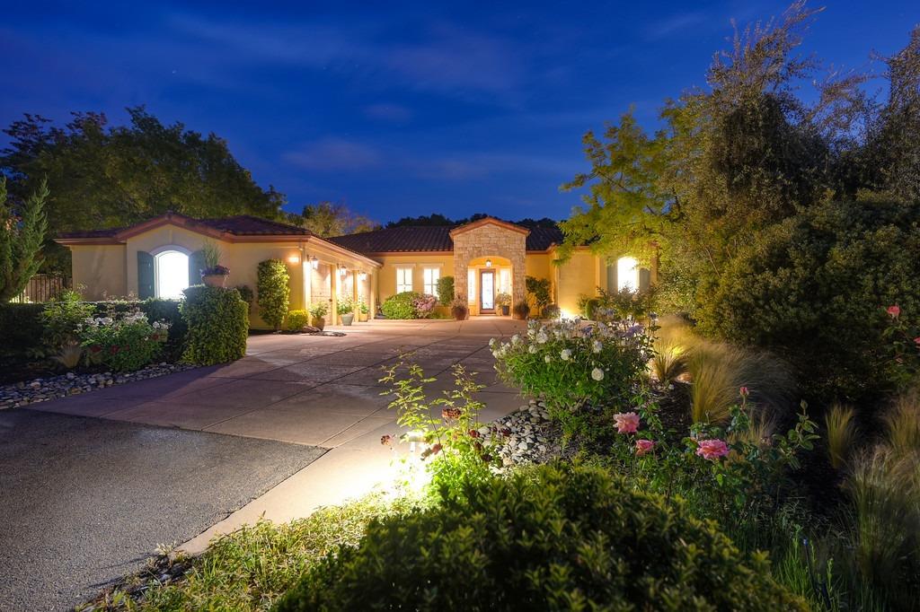 Detail Gallery Image 3 of 91 For 4232 Savoie Ct, Loomis,  CA 95650 - 4 Beds | 3 Baths