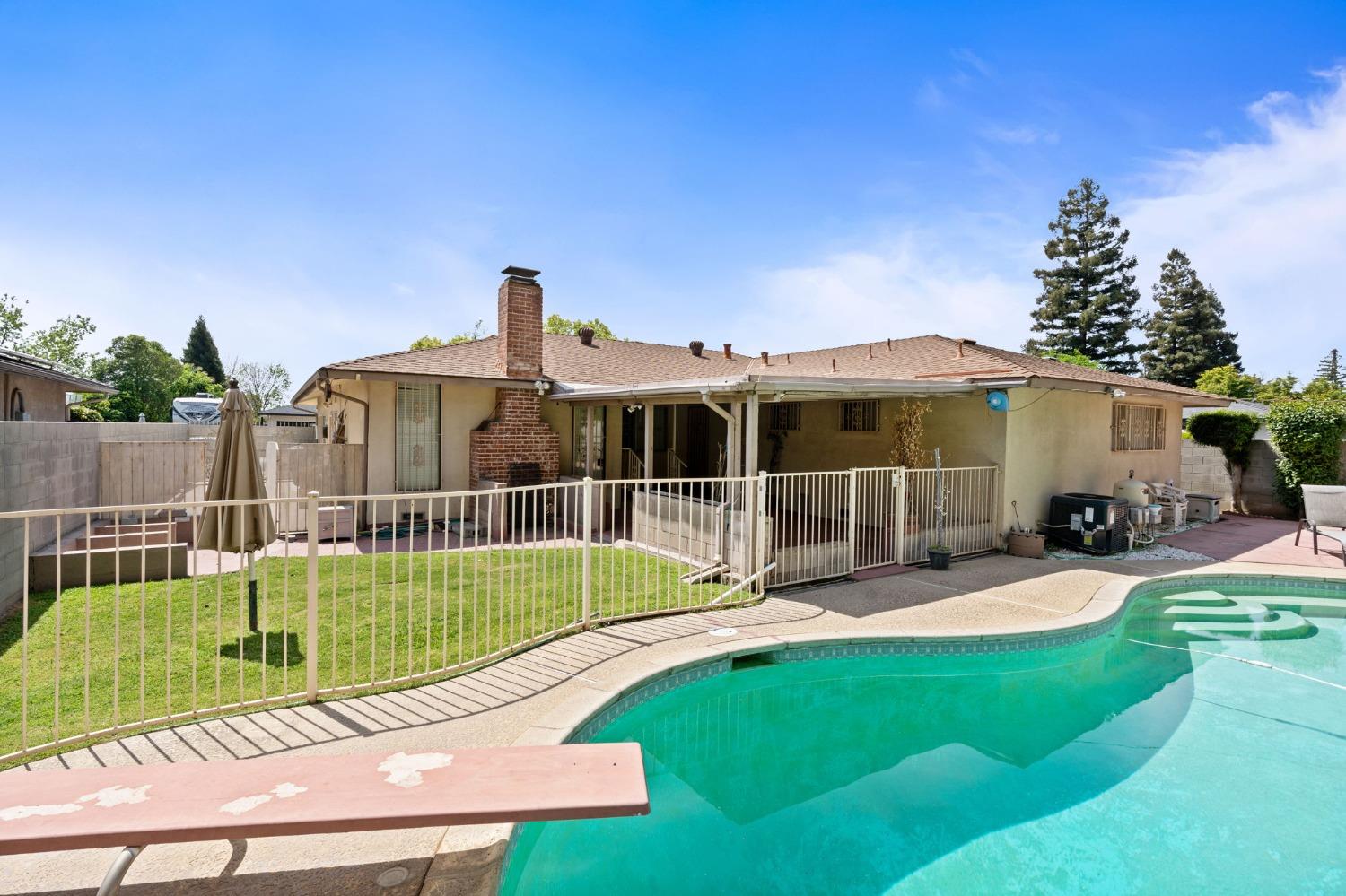 E Magill Avenue, Fresno, California image 40