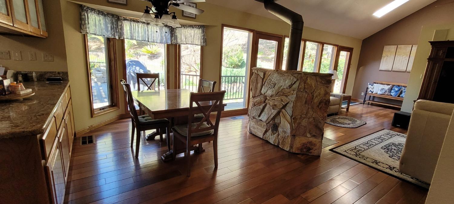 Detail Gallery Image 18 of 95 For 124 Mountain Oak Ct, Folsom,  CA 95630 - 5 Beds | 4 Baths